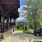 Blyzhche Neba Country house