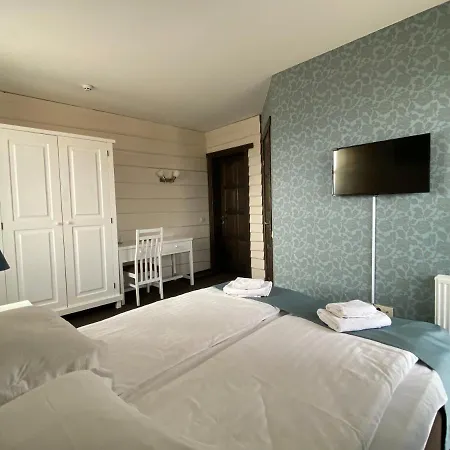 Country house Blyzhche Neba Yablunytsya