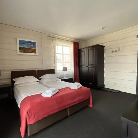 Blyzhche Neba Yablunytsya